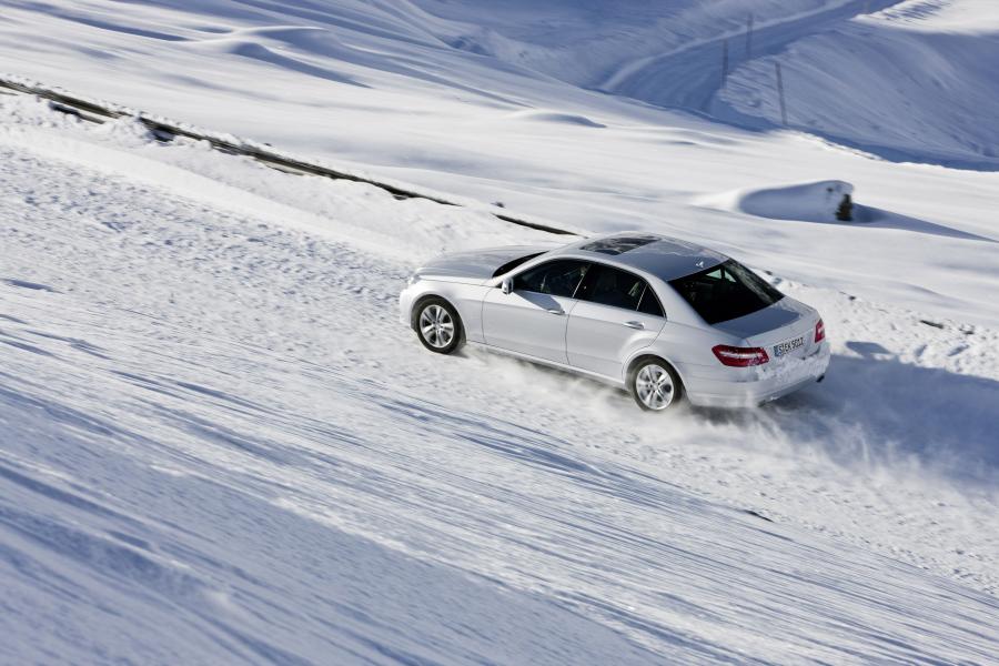  Mercedes-Benz E-Class 4Matic 2009 года  (фото 19 из 43)